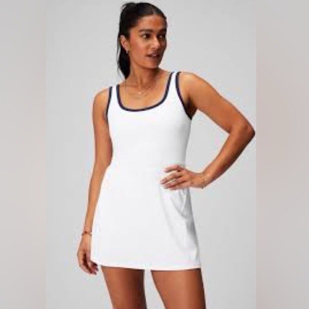 Fabletics Women Sporty Built in Short Dress in a Classic White /Navy
